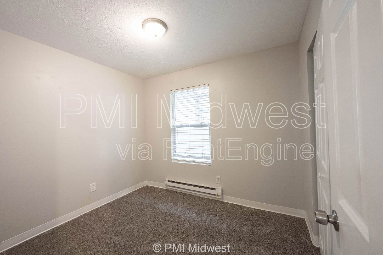 Building Photo - 622 N Linwood Ave