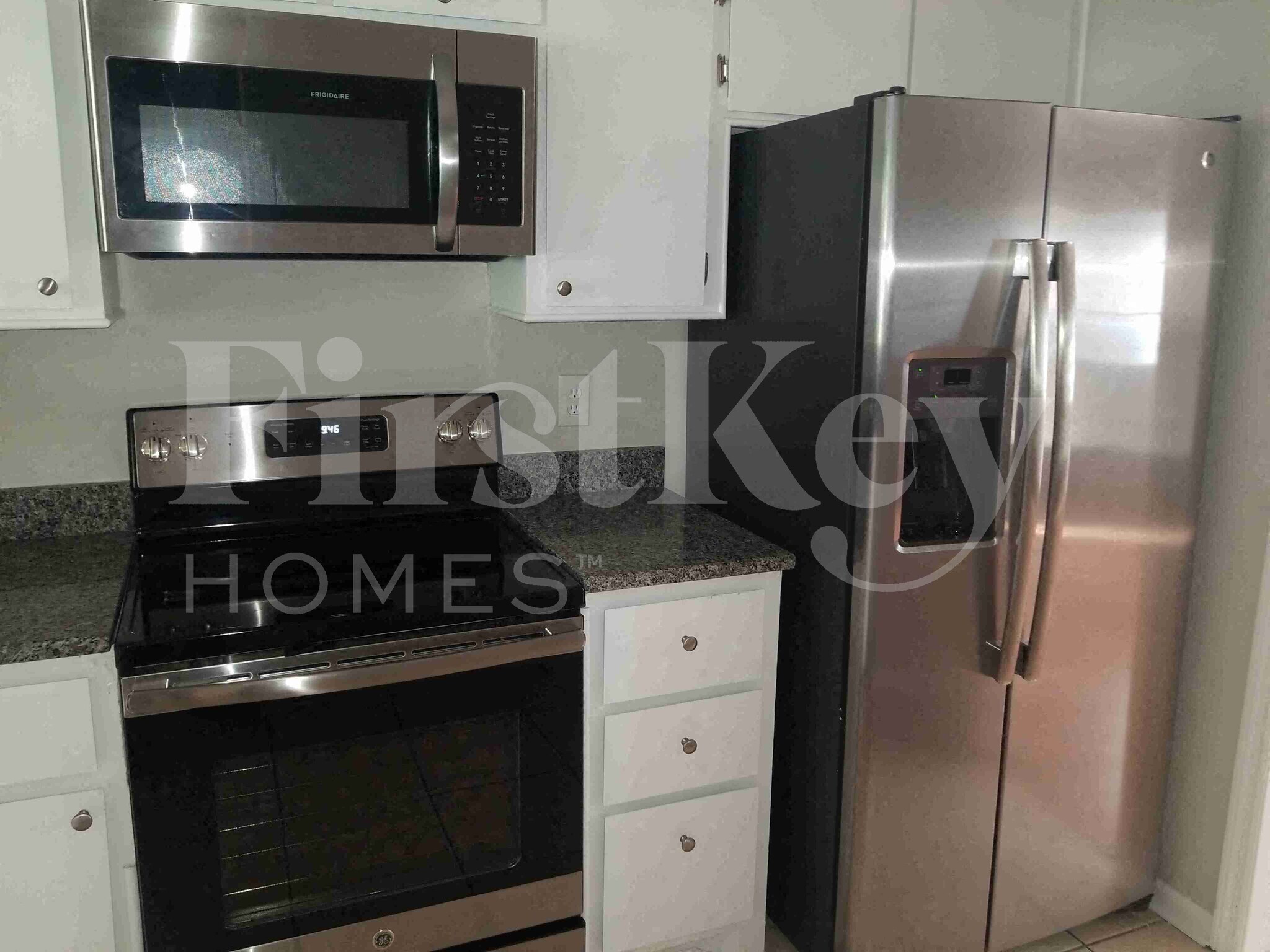 Building Photo - 430 Citadel St