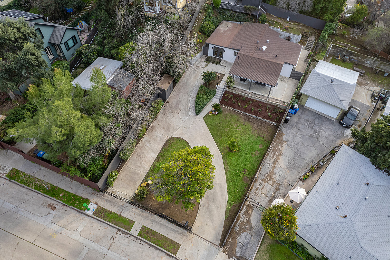 Building Photo - 1818 Wollam St