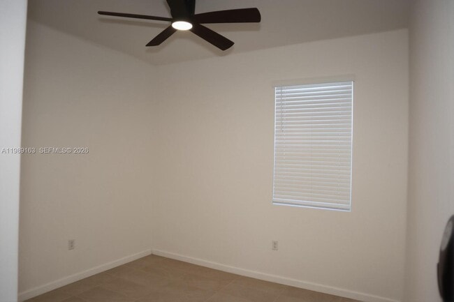 Building Photo - 27440 SW 135th Ave Rd