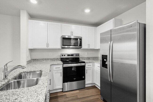 Building Photo - 543 Gemstone Blvd