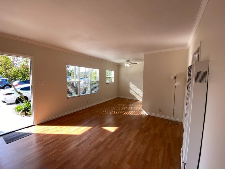 LIVING ROOM, FRONT DOOR, DINING ROOM - 11162 Culver Blvd