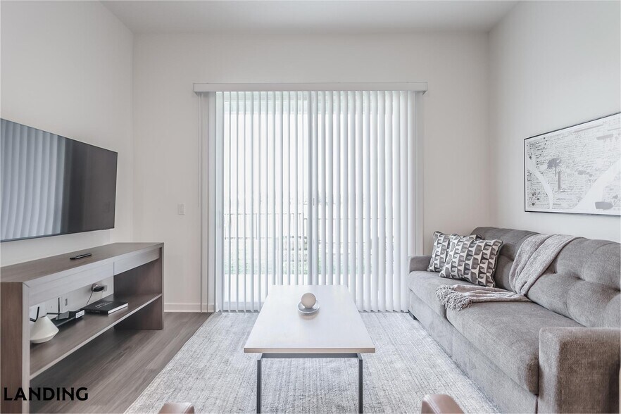 Building Photo - 515 Corso Ln