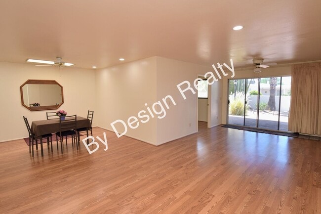 Building Photo - 55+ Townhome for Rent - Spacious 3BR/2BA w...