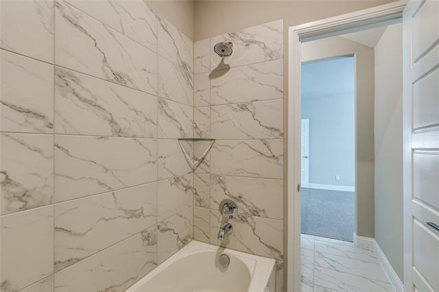 Building Photo - 2188 Passionflower Rd