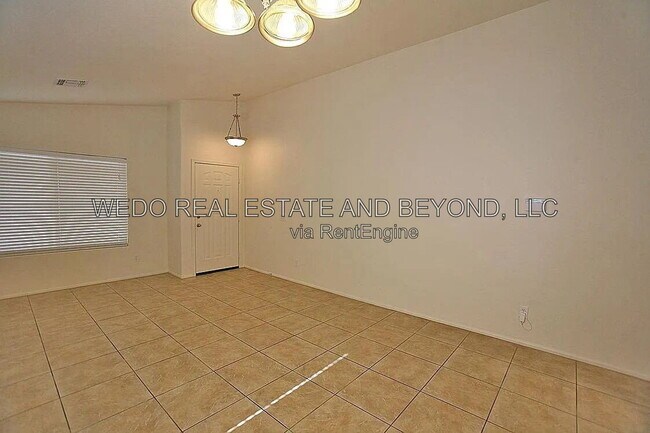 Building Photo - 9902 W Melinda Ln