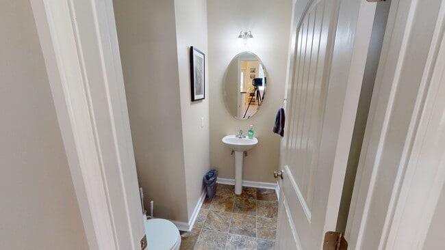 Building Photo - Stylish Two-Story in the dreamy Riverbrook...
