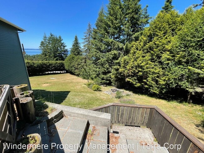 Building Photo - 3 br, 2.5 bath House - 14076 Rosario Road