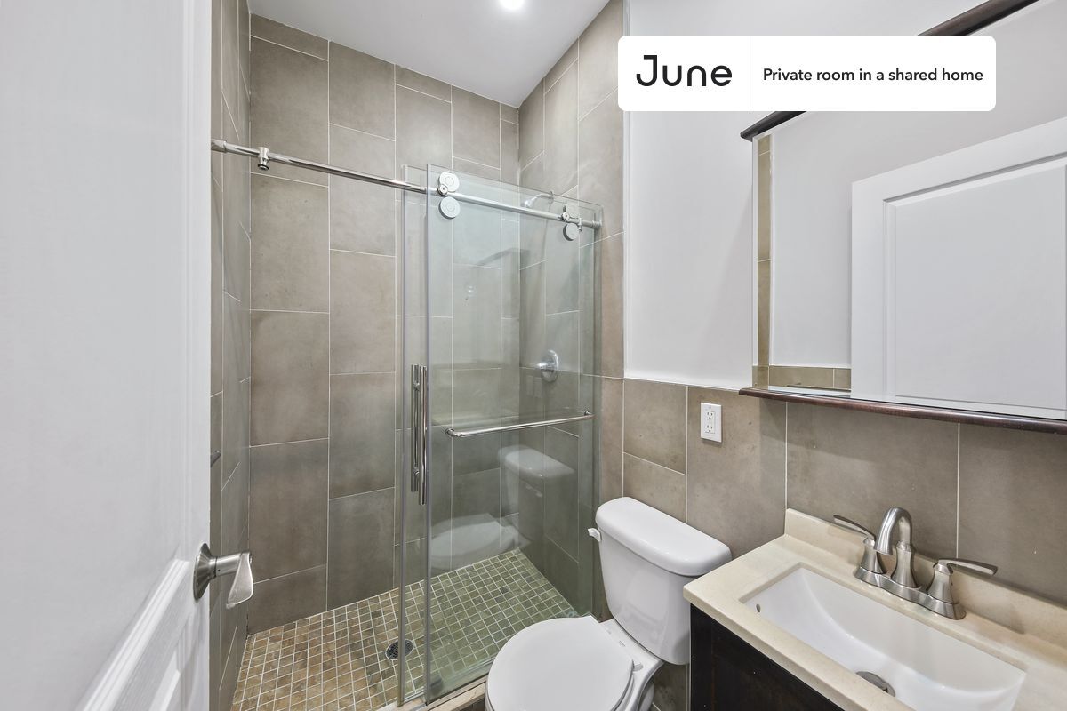 Building Photo - Room in Shared 4 bed/1.5 bath home in Hamilton Heights