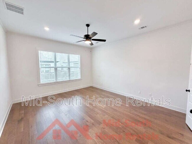 Building Photo - 5628 Draper Trail