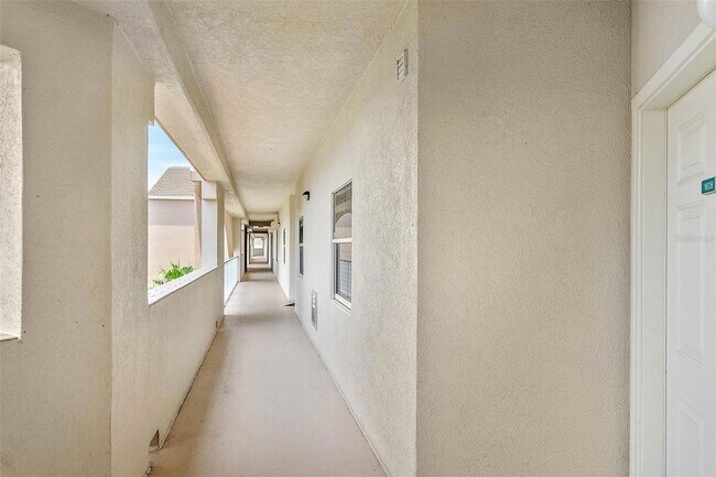 Building Photo - 104 Surfview Dr