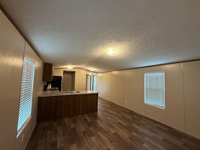 Building Photo - 3379 LA-3059