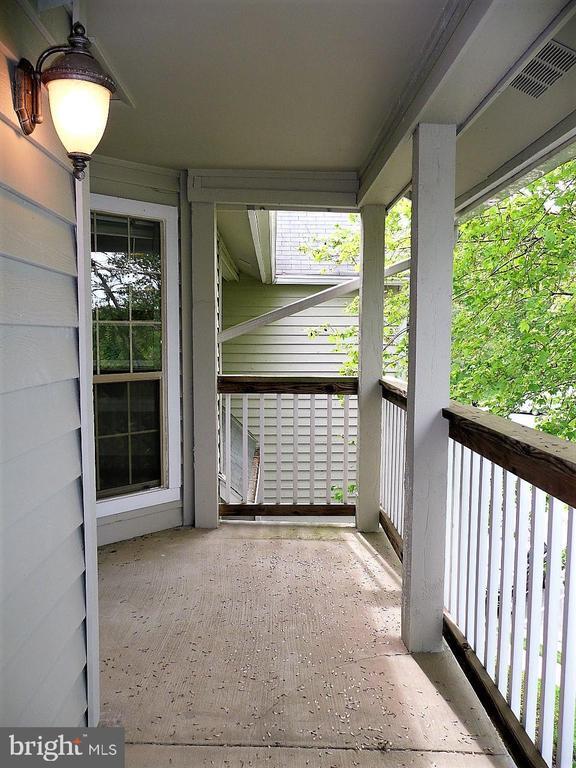 Building Photo - 3903 Penderview Dr