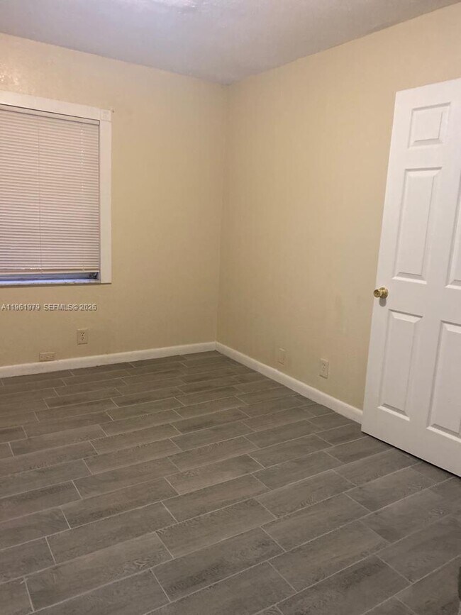 Building Photo - 6551 Boulevard of Champions