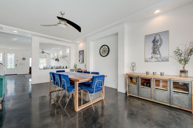 Building Photo - FANTASTIC FULLY UPGRADED FURNISHED RENTAL LOCATED IN THE SOUTHWEST!!!