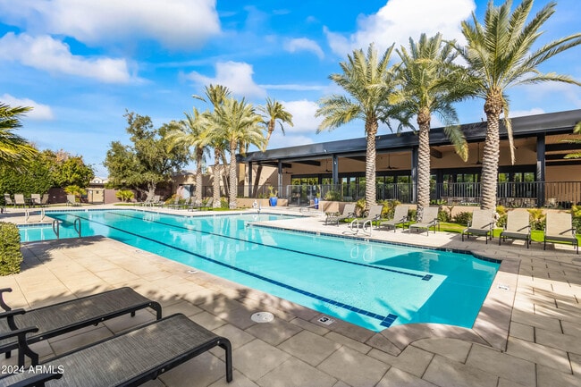 Building Photo - 7400 E Gainey Club Dr