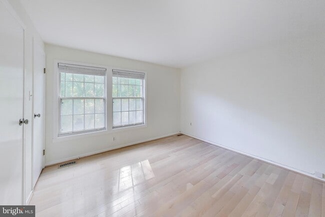 Building Photo - 8932 Barrowgate Ct