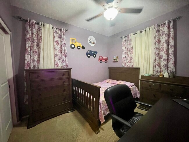 Bedroom 2 - 13100 N 91st Dr