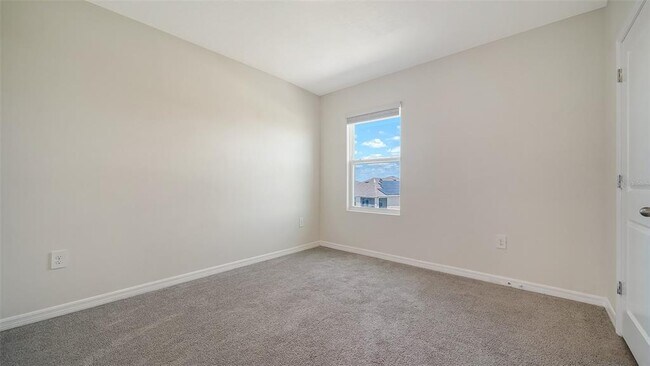 Building Photo - 12732 Lateral Root Dr