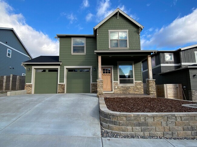 Building Photo - Application Pending - Pet Friendly, 4 Bedr...