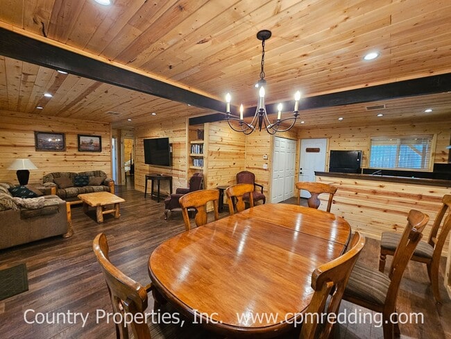 Primary Photo - Country Living with 4 Bedrooms plus an Off...