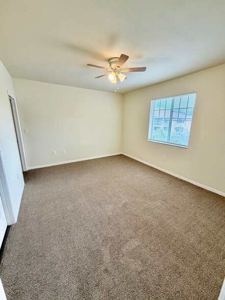 Building Photo - 6510 Emerald Dunes Dr