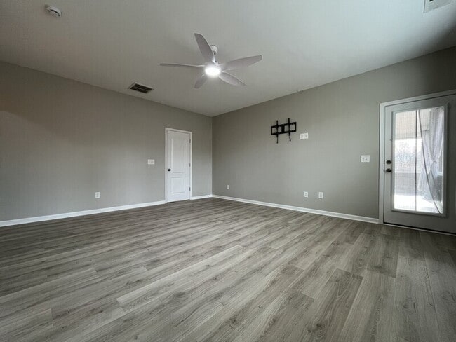 Building Photo - 17102 Alydar Commons Ln