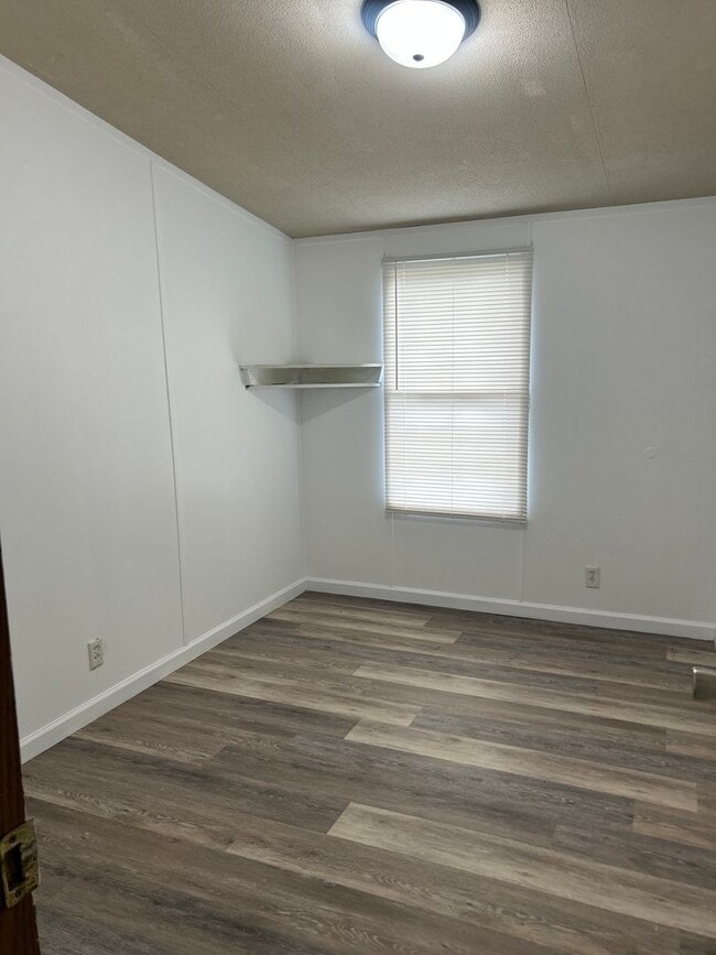 Building Photo - Charming 3 Bed, 2 Bath Home in Prairieville!