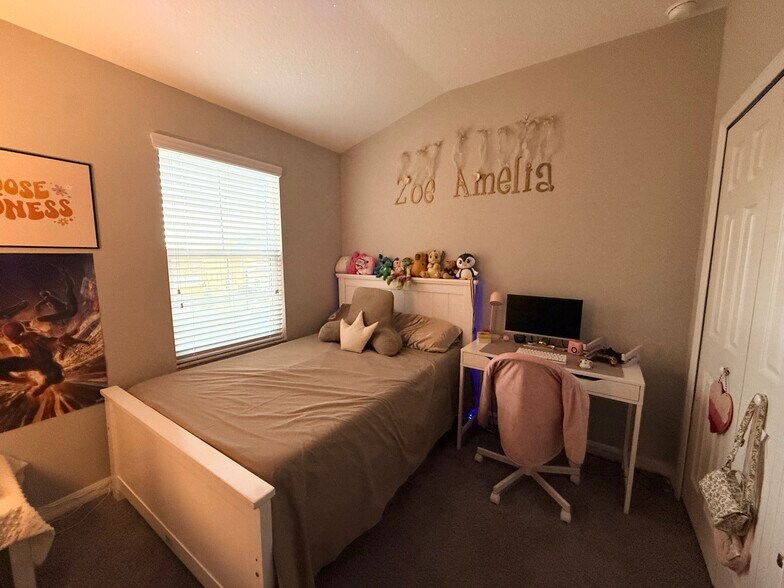 Building Photo - 2490 Stapleford Pl