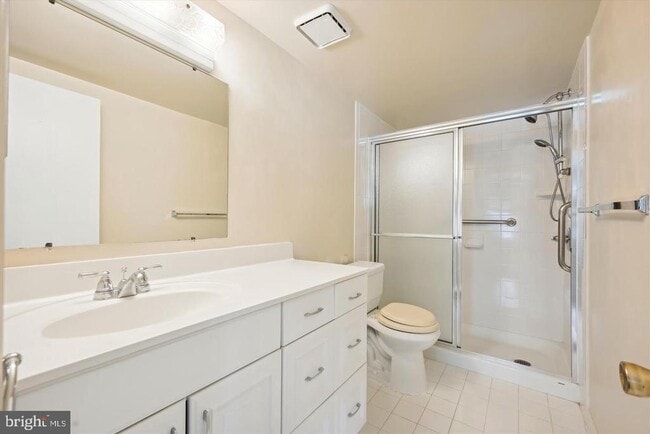 Building Photo - 14914 Laurel Oaks Ln