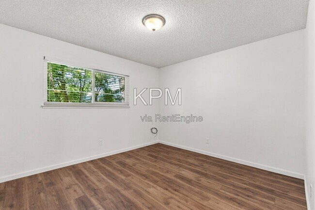 Building Photo - 1735 Kingwood Ave