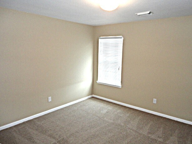 Building Photo - 21406 Lark Creek Ln