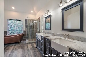 Building Photo - 24208 Bear Mountain