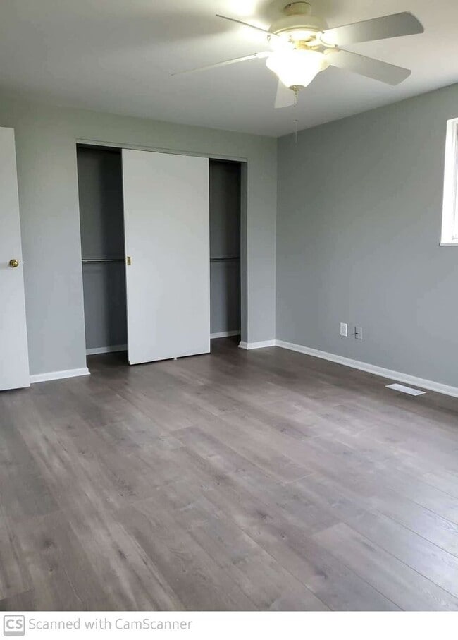 Building Photo - Beautiful, spacious 3 bed 2 bath home in E...