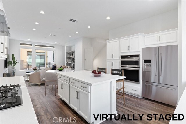 Building Photo - 138 Sawbuck