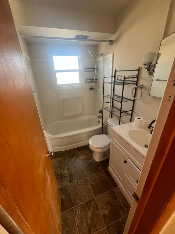 Building Photo - 120 E Euclid Ave