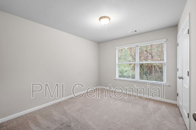 Building Photo - 537 Jefferson Chase St