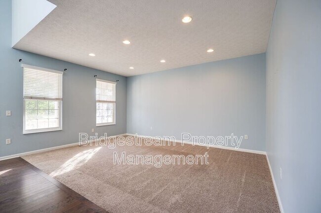 Building Photo - 1875 Prairie Clover Dr