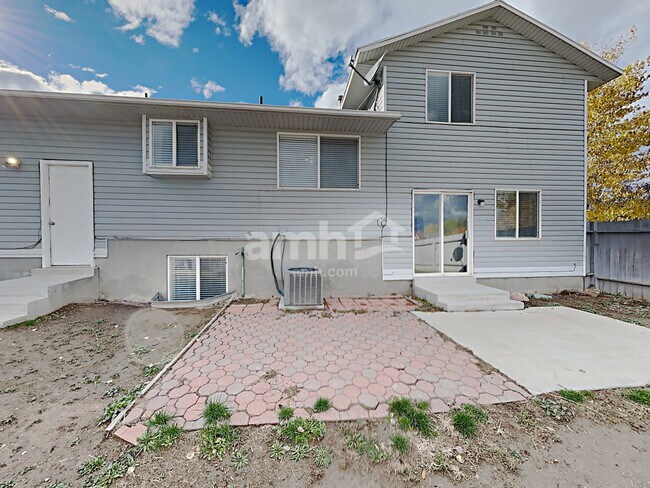 Building Photo - 6237 S 5130 W