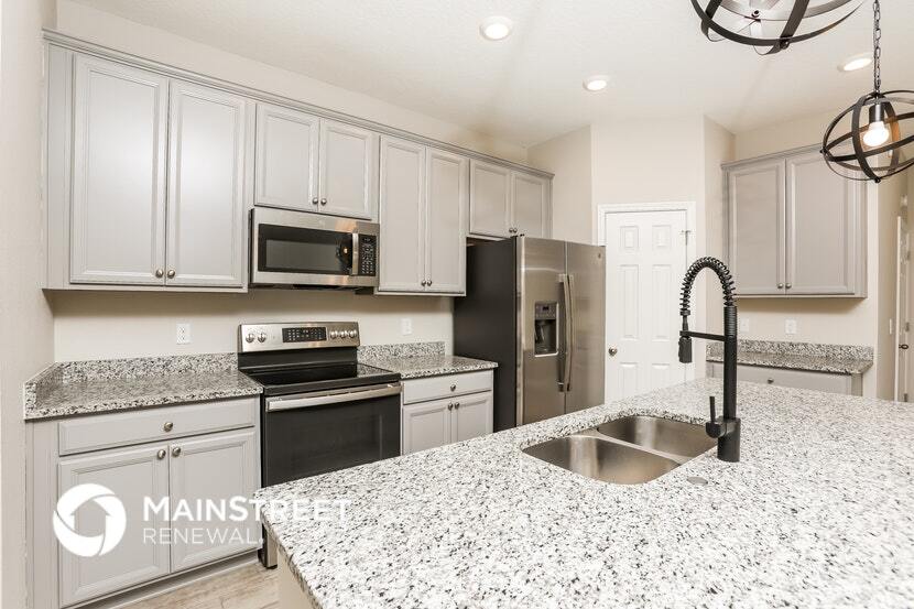 Building Photo - 37111 Lake Overlook Dr