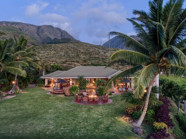 Building Photo - 972 Kai Hele Ku St