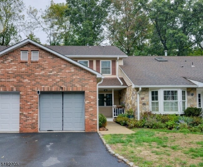 Building Photo - 78 Canterbury Rd