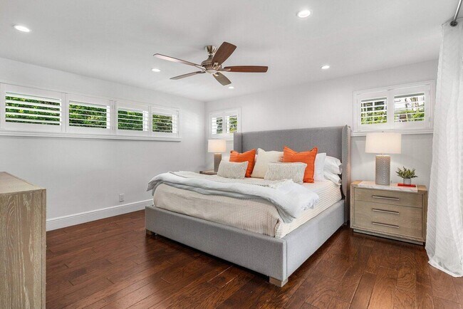 Building Photo - 6130 Ridge Ln