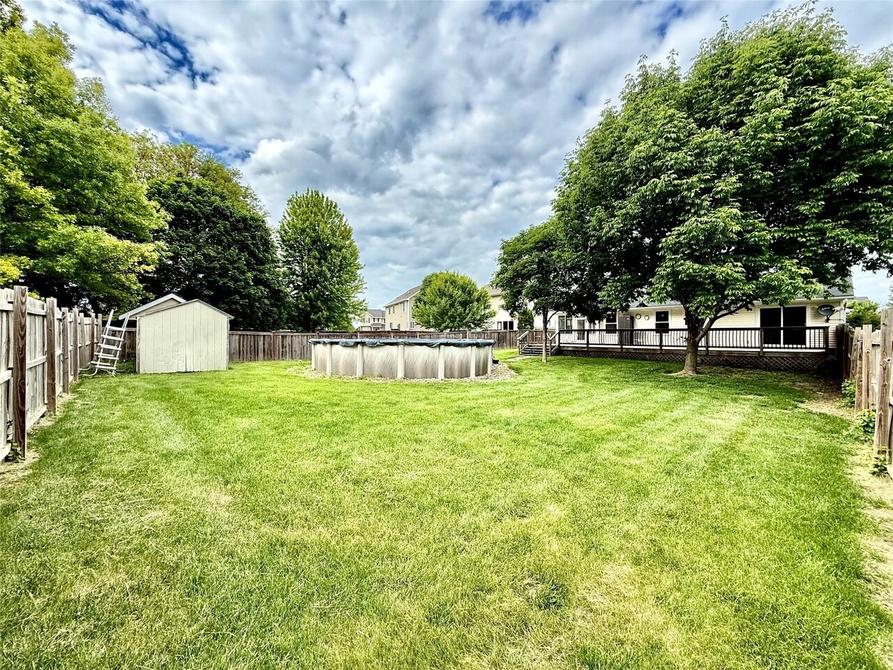 Building Photo - 1590 Nine Iron Dr