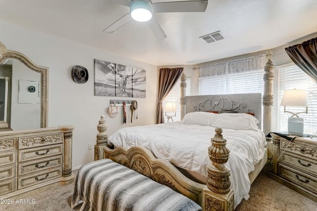 Building Photo - 2744 S Raven