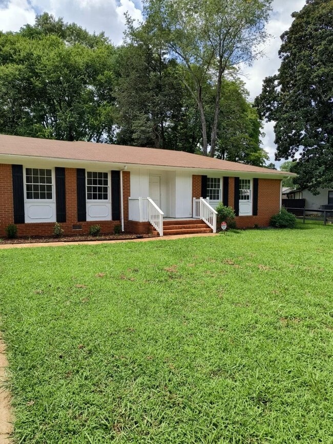 Primary Photo - Fully Renovated 3 Bedroom, 2 Bath Home