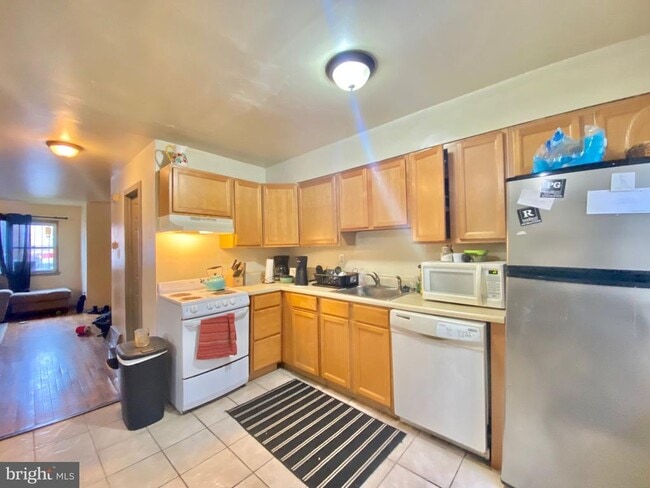 Building Photo - 2104 N 11th St