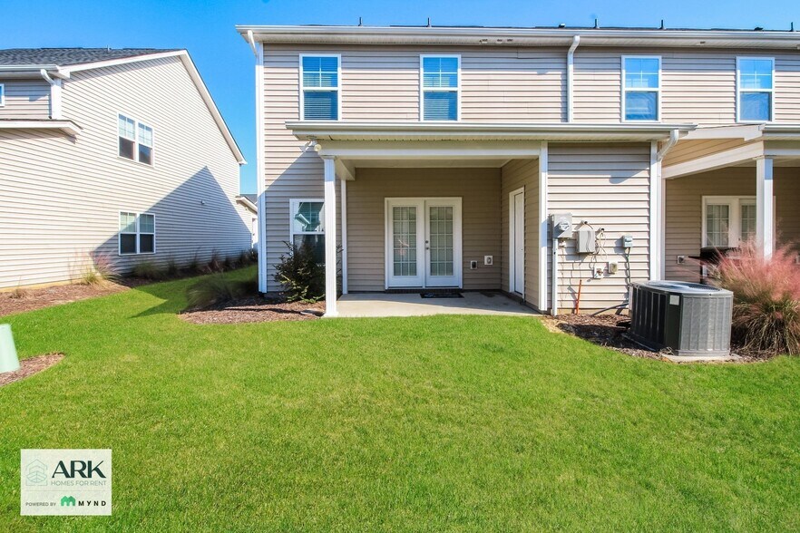 Building Photo - 3750 Summer Bay Trl