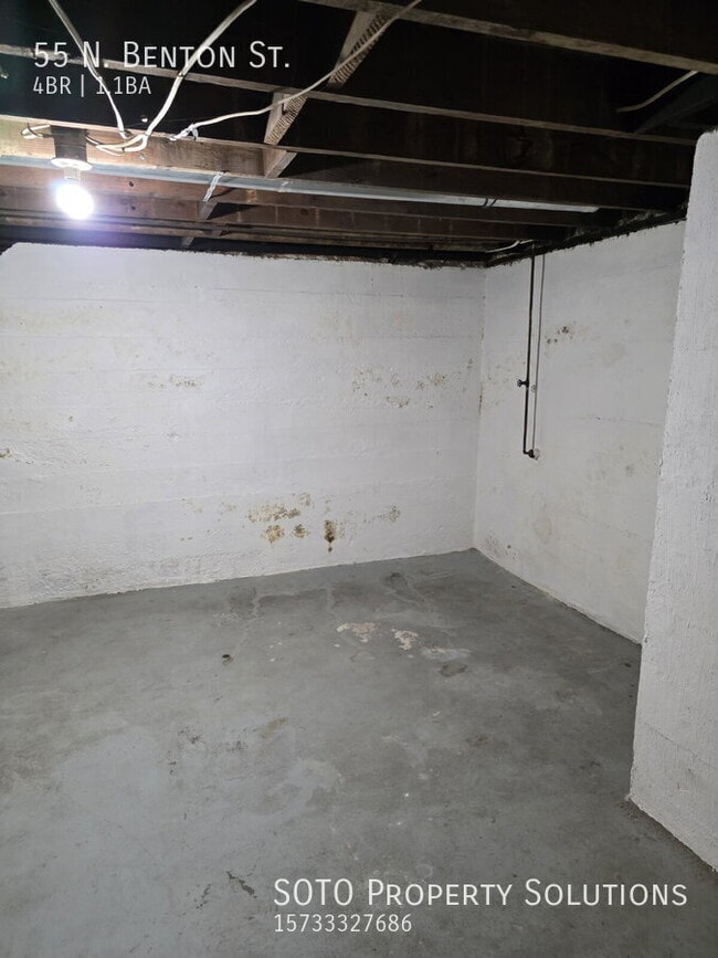 Building Photo - 55 N Benton St