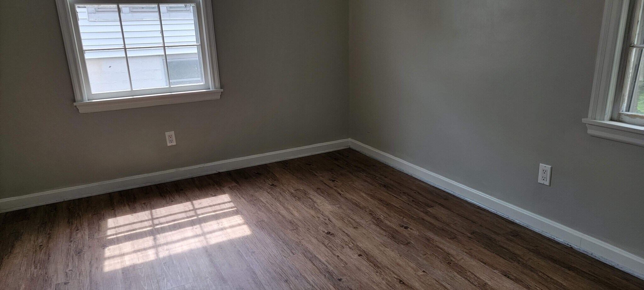 Building Photo - 129 Gracey Hts